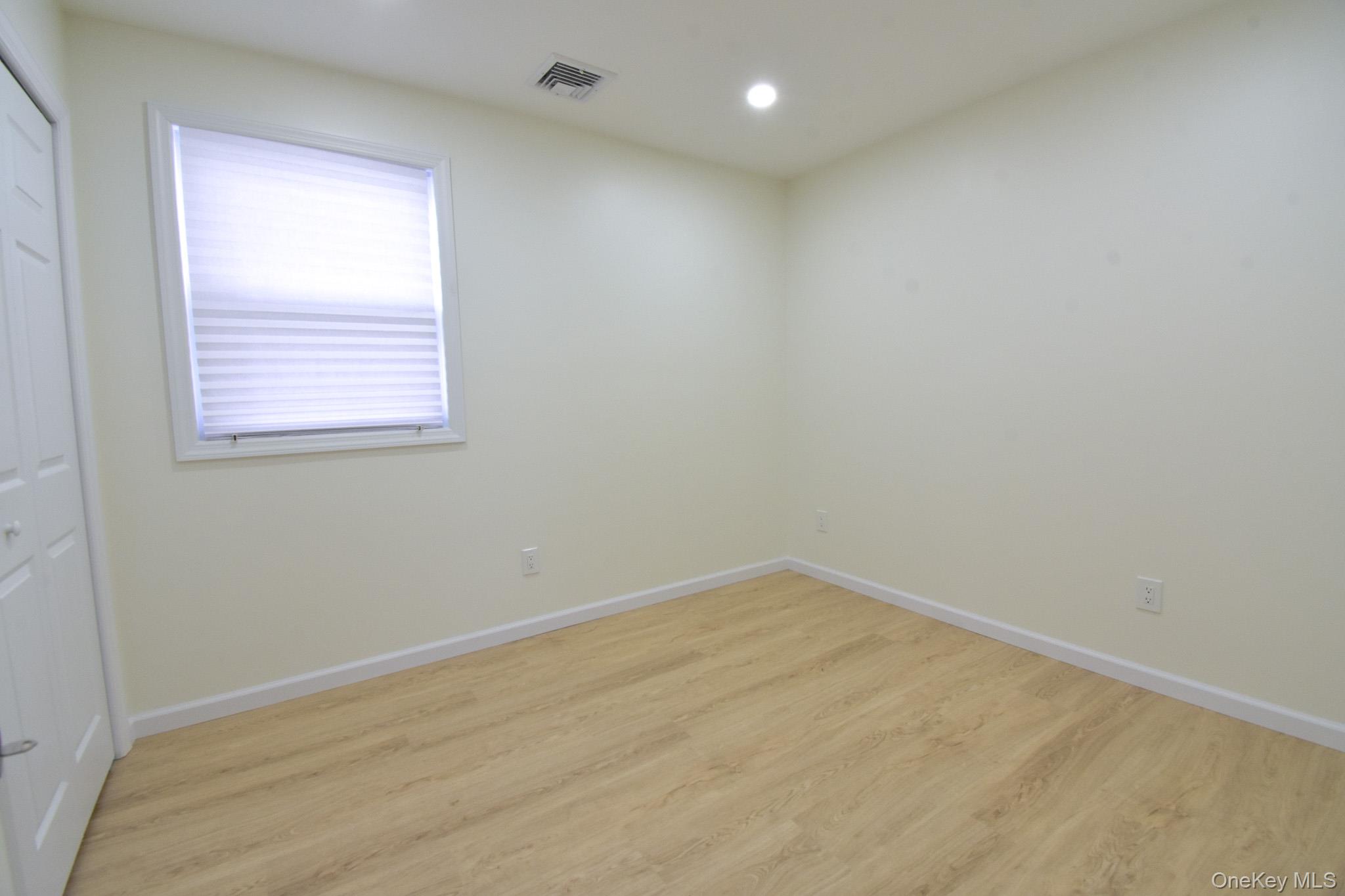 #8 photo, 36 S 5th Avenue, Brentwood , NY 11717