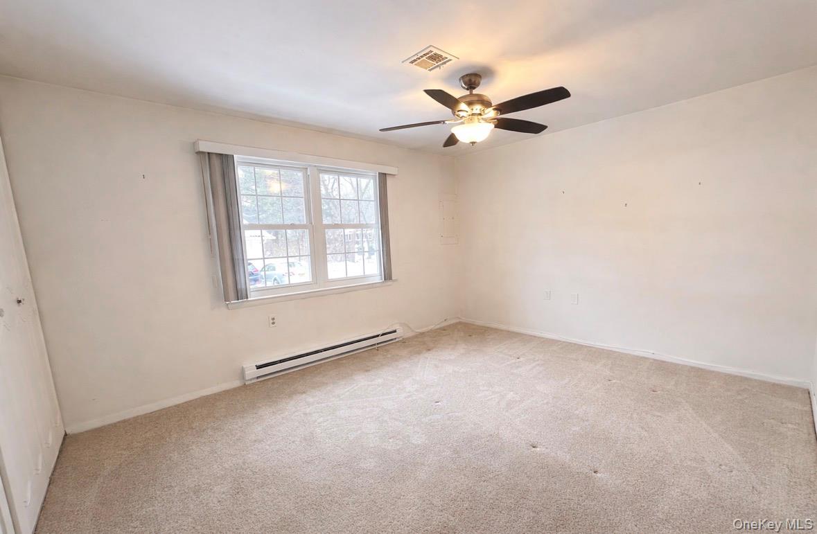 #12 photo, 306 Torquay Court, Ridge , NY 11961