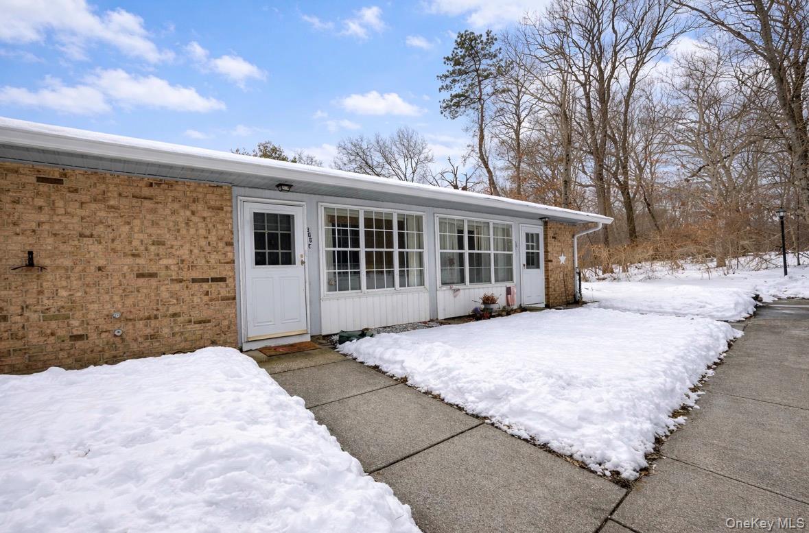 #2 photo, 306 Torquay Court, Ridge , NY 11961