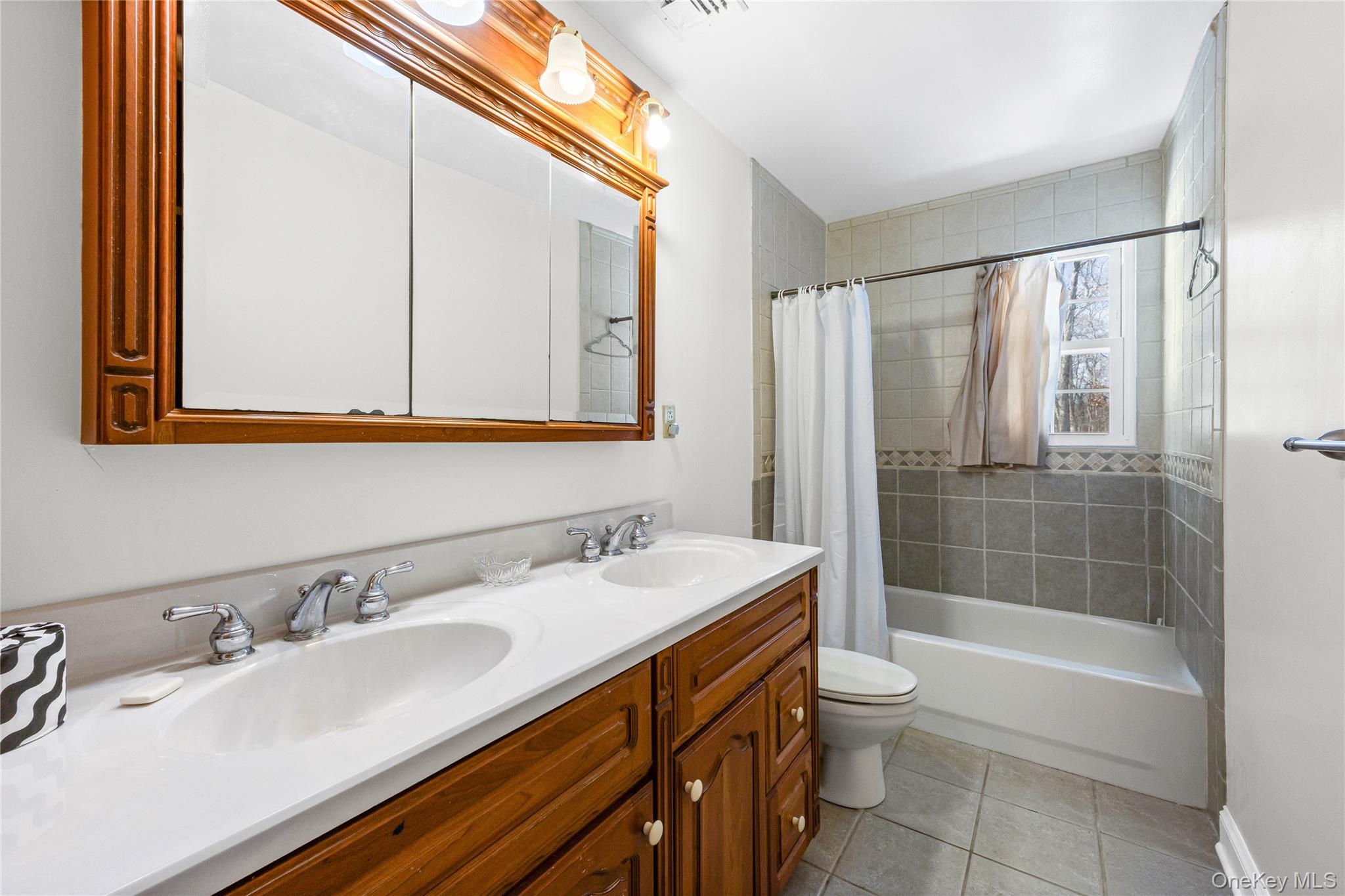 #10 photo, 68 Crystal Beach Boulevard, Moriches , NY 11955