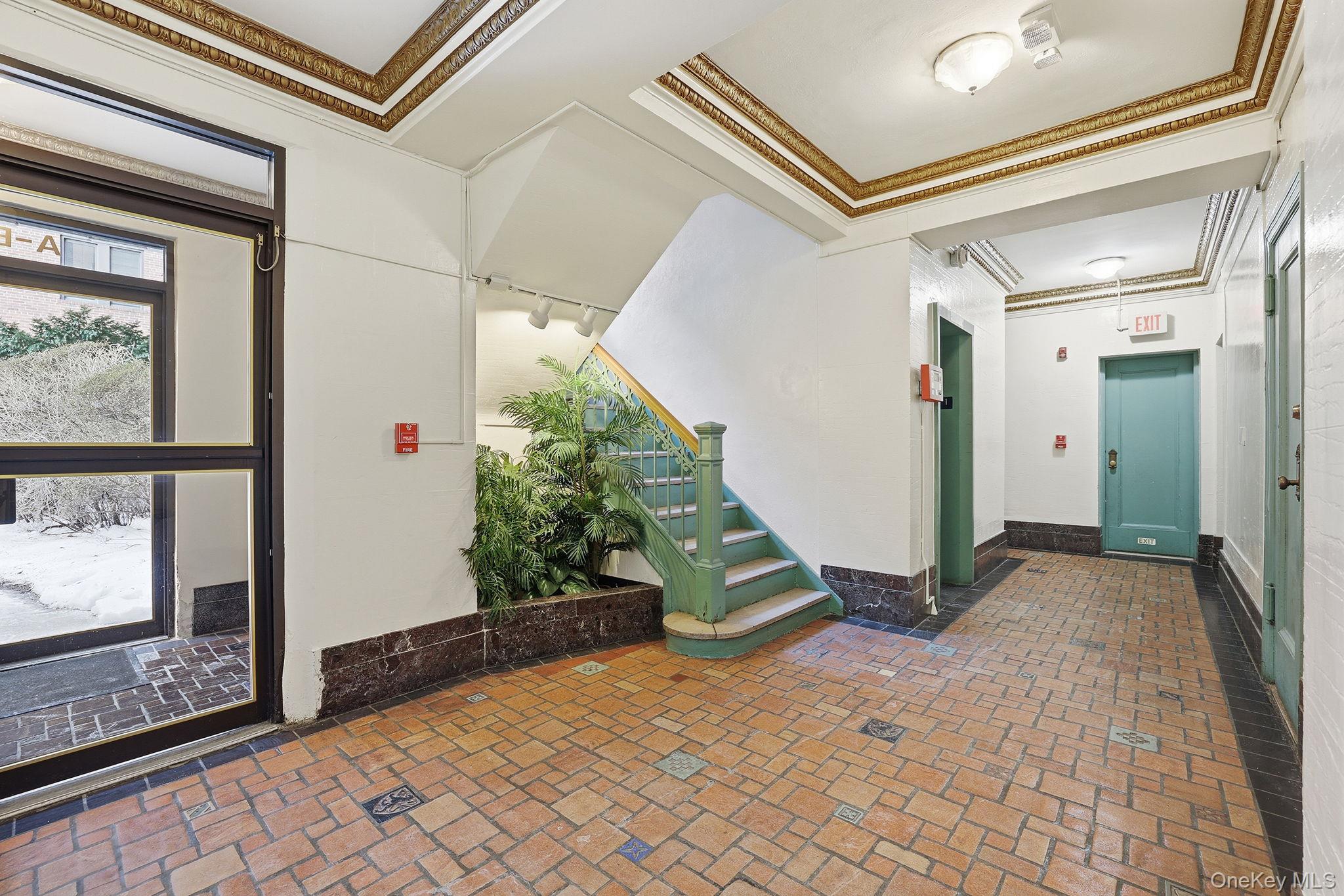 #2 photo, 11 Alden Road, Larchmont , NY 10538