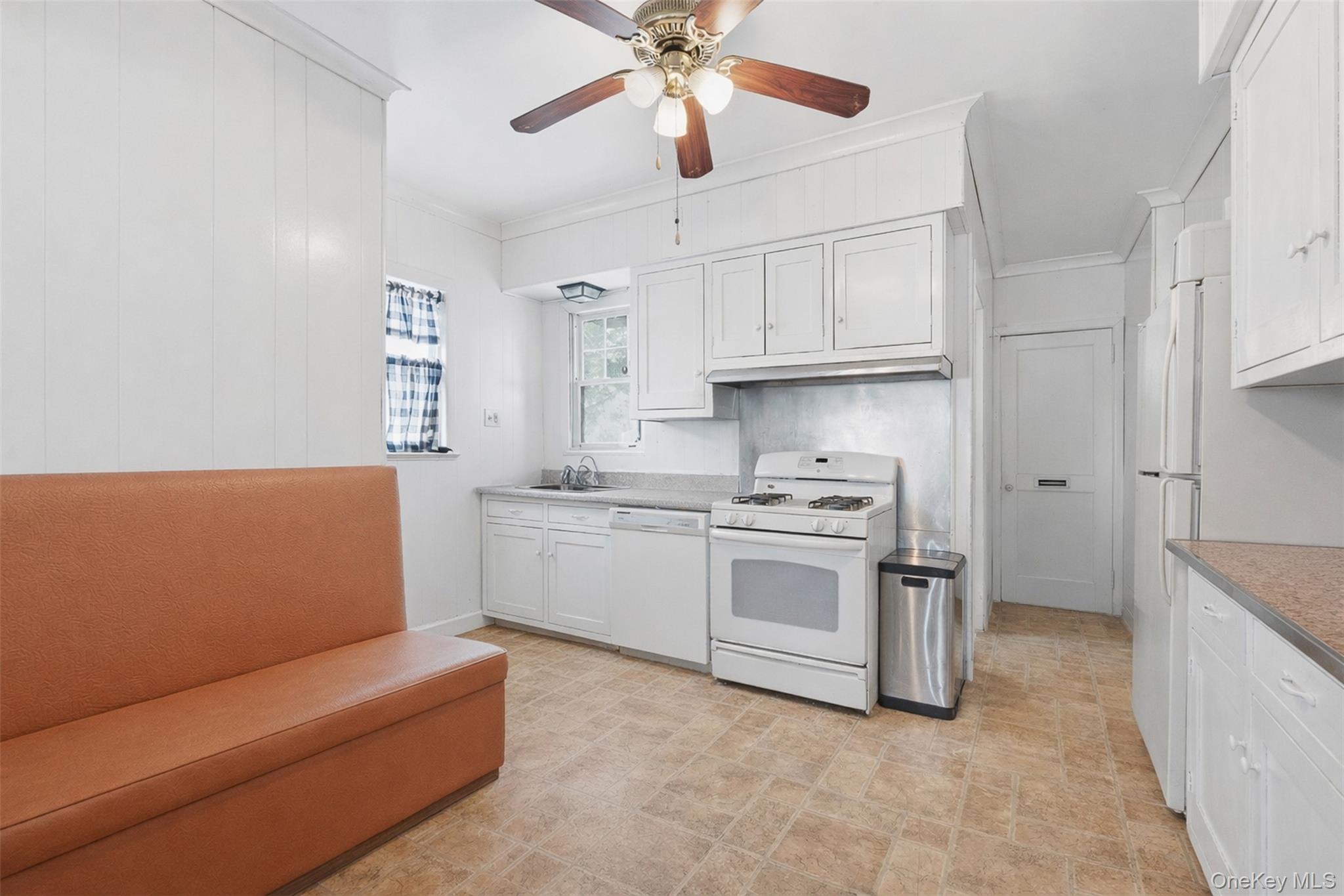 #7 photo, 57 Park Avenue, Suffern , NY 10901