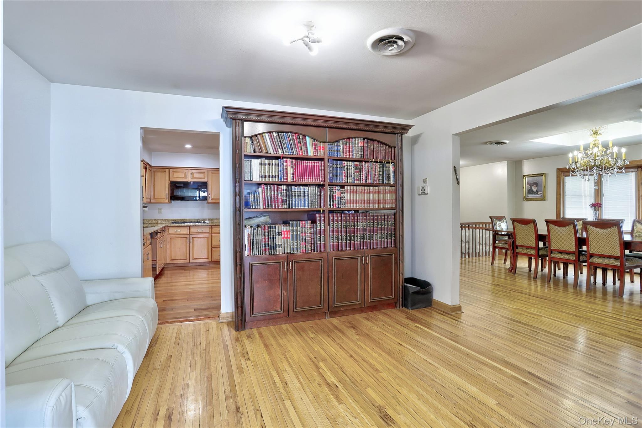 #8 photo, 18 Wilsher Drive, Monsey , NY 10952