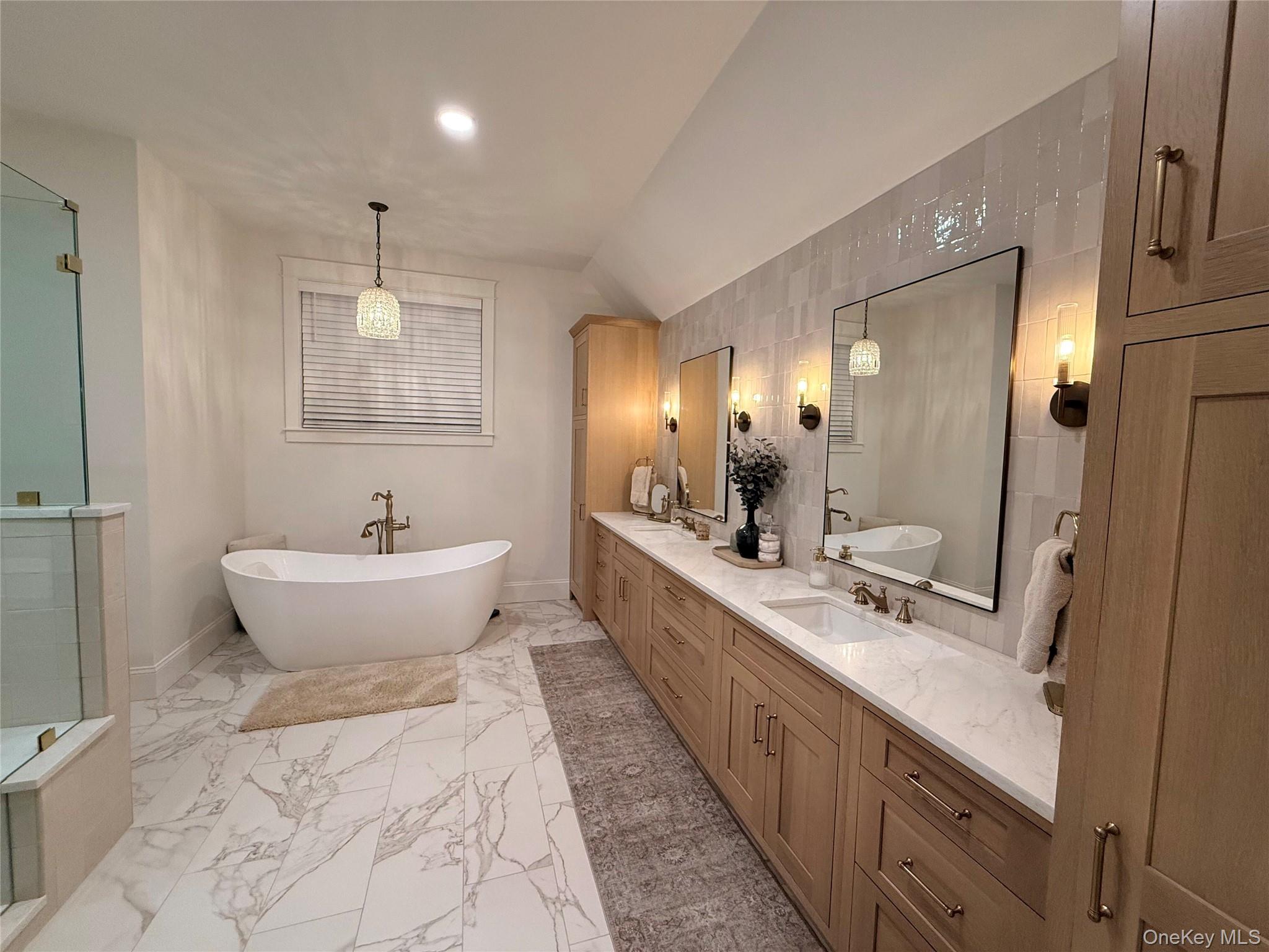 #9 photo, 4 Roundhill Road, Hopewell Junction , NY 12533