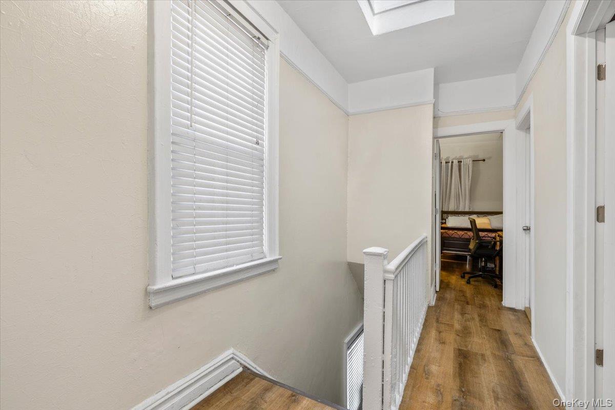 #13 photo, 729 Taylor Avenue, ब्रोंक्स Bronx , NY 10473