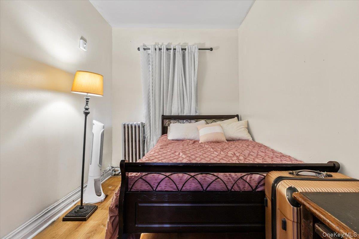 #16 photo, 729 Taylor Avenue, ब्रोंक्स Bronx , NY 10473