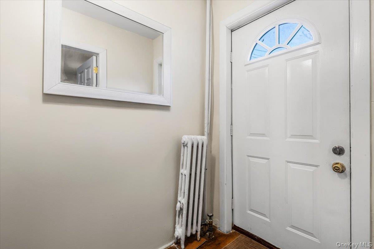 #2 photo, 729 Taylor Avenue, ब्रोंक्स Bronx , NY 10473