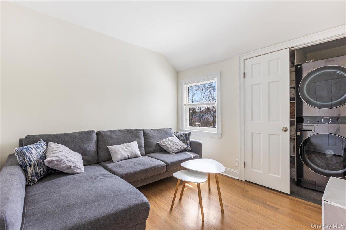 #12 photo, 34 Tuckahoe Avenue, Eastchester , NY 10709