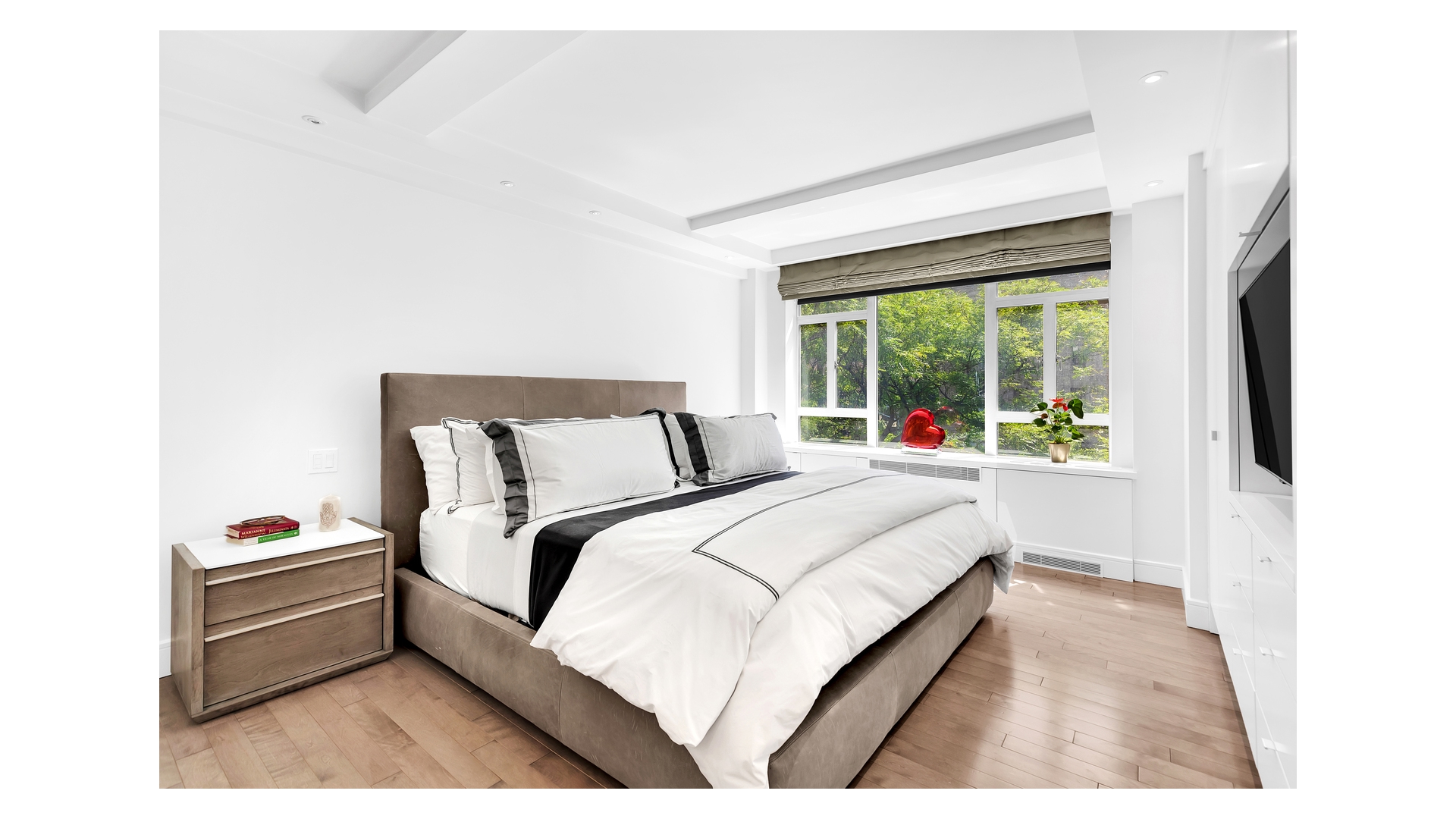 #5 photo, 750 PARK Avenue, Lenox Hill , NY 10021