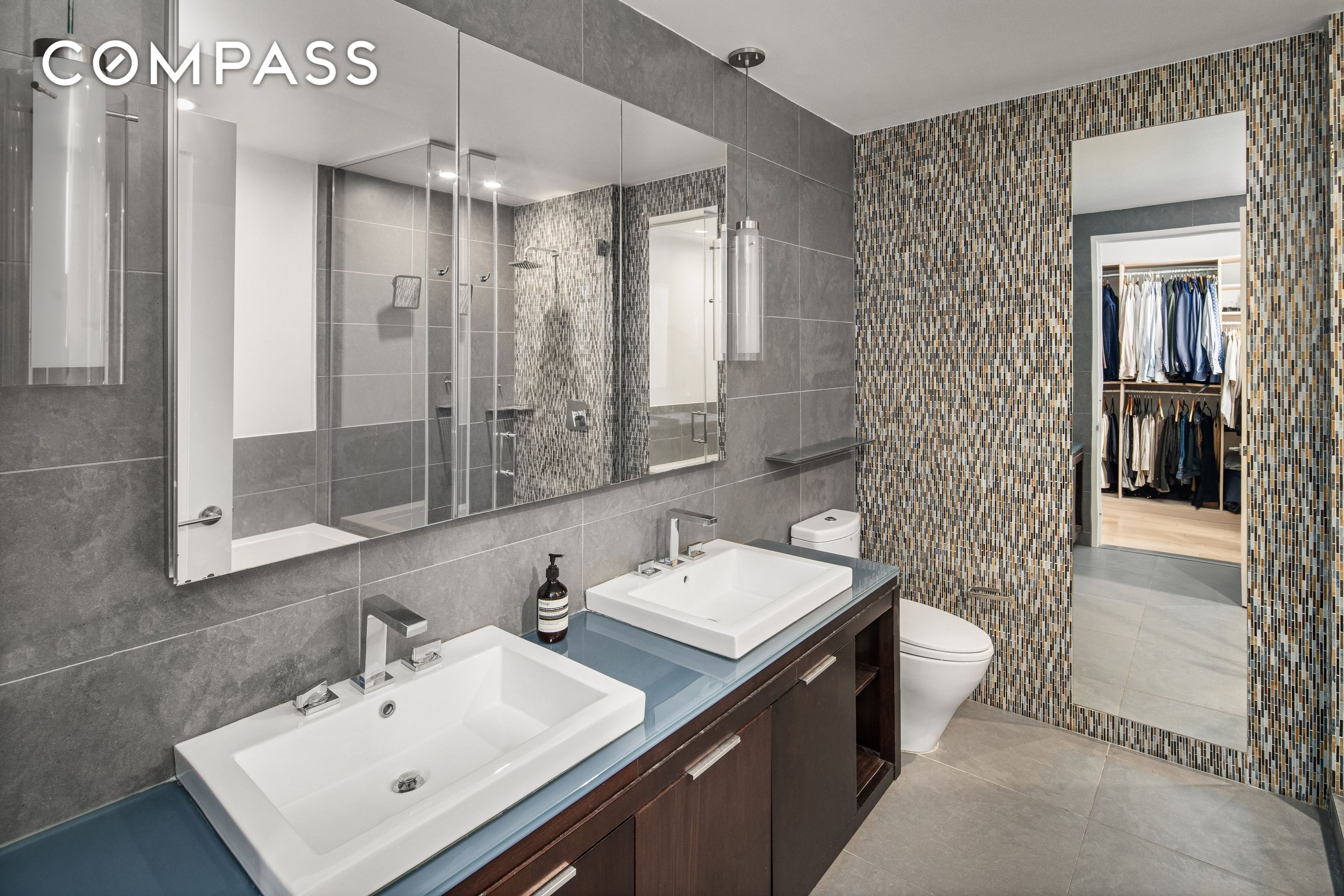 #7 photo, 22 N 6th Street, Williamsburg , NY 11249