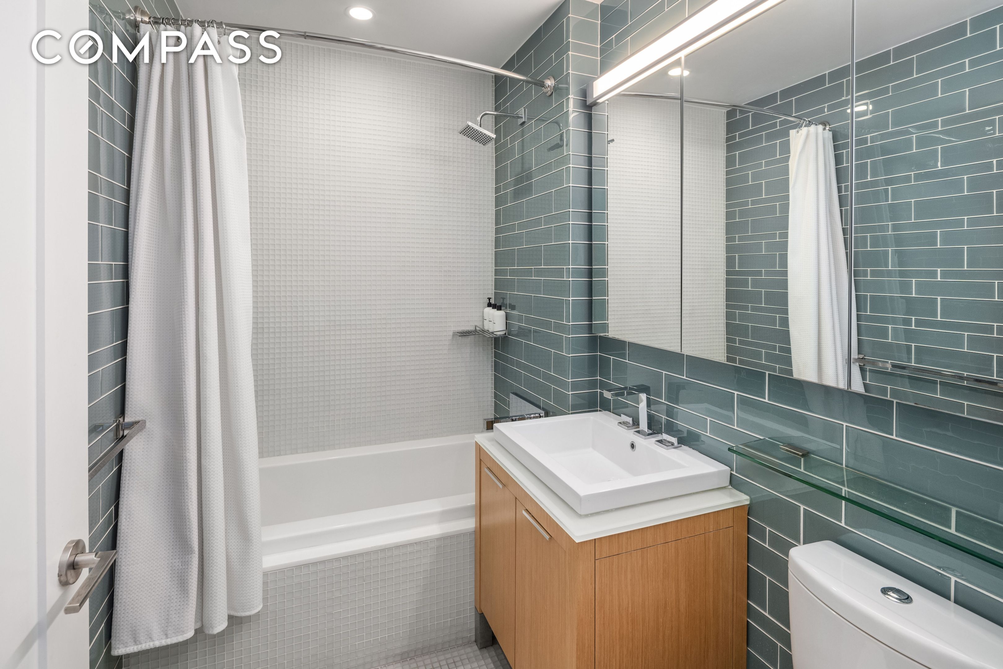 #9 photo, 22 N 6th Street, Williamsburg , NY 11249