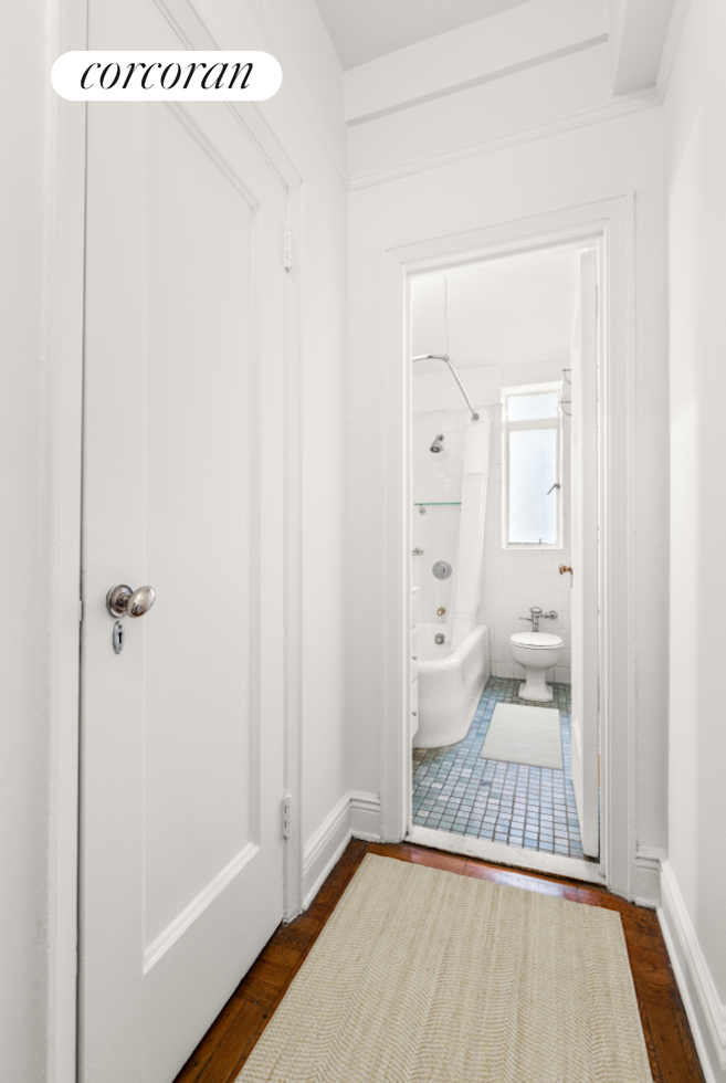 #6 photo, New York City, Lincoln Square , NY 10023