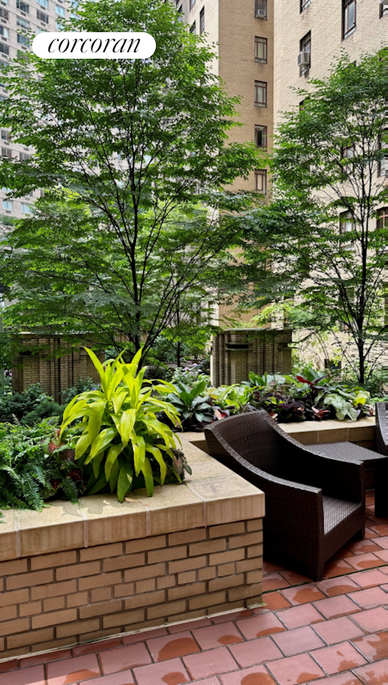 #8 photo, New York City, Lincoln Square , NY 10023