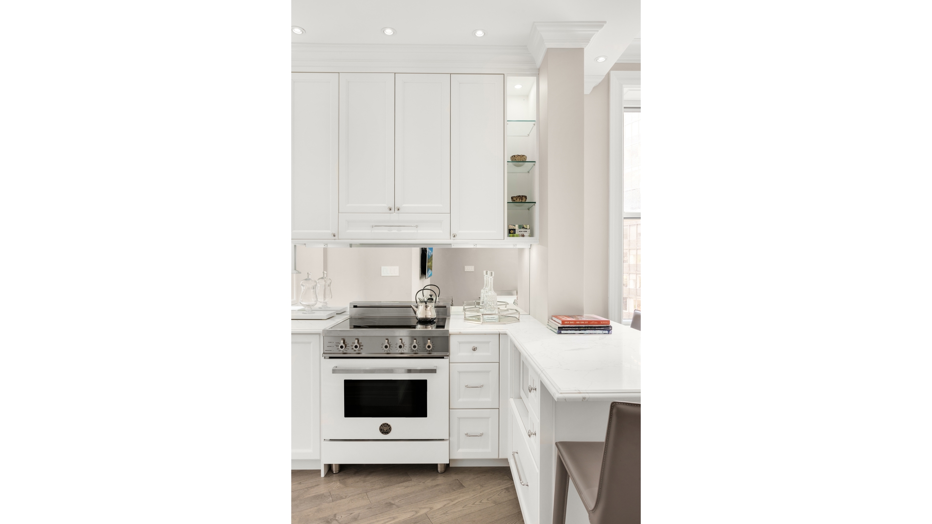 #5 photo, 140 W 69TH Street, Lincoln Square , NY 10023