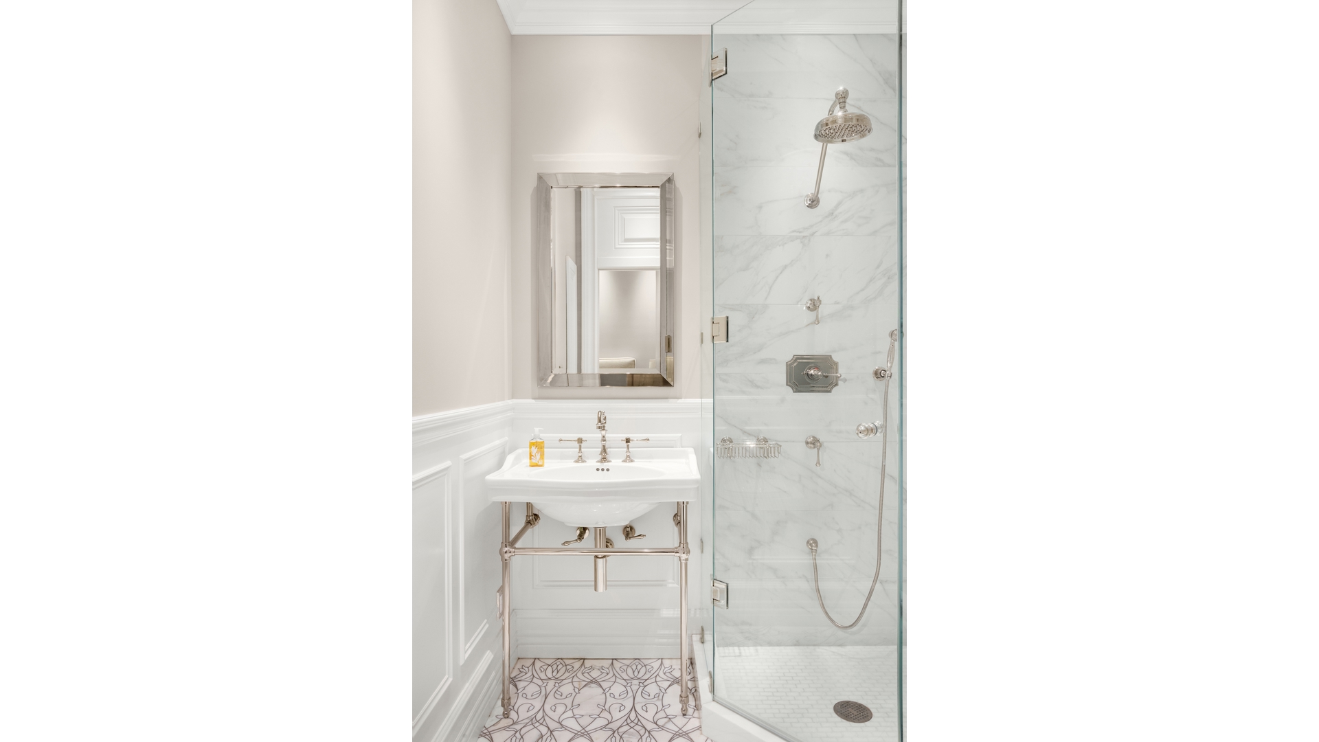 #8 photo, 140 W 69TH Street, Lincoln Square , NY 10023