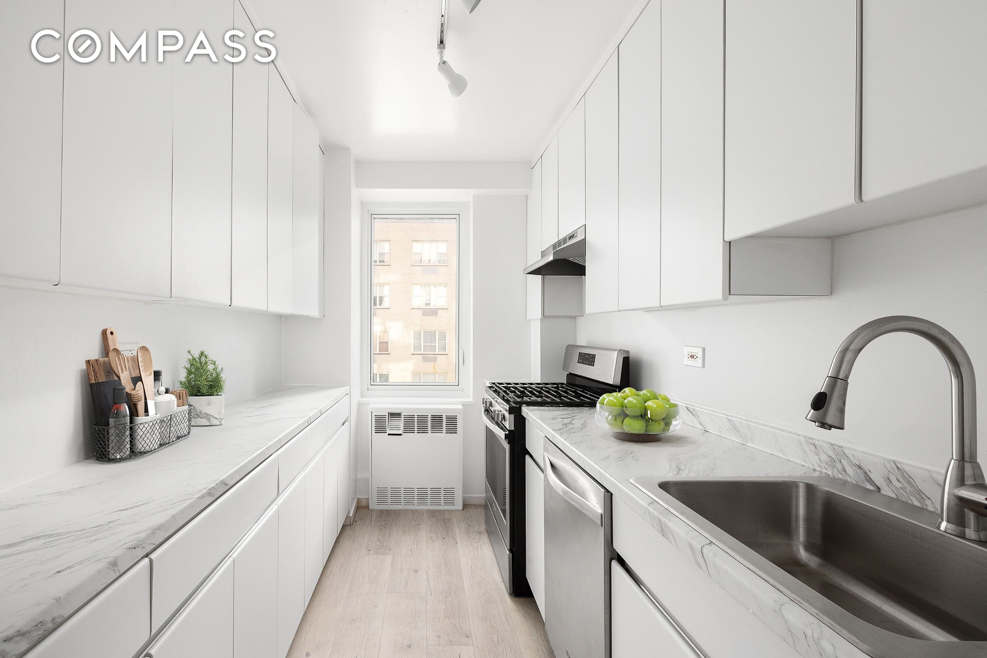 #4 photo, 411 E 53rd Street, Sutton Place , NY 10022