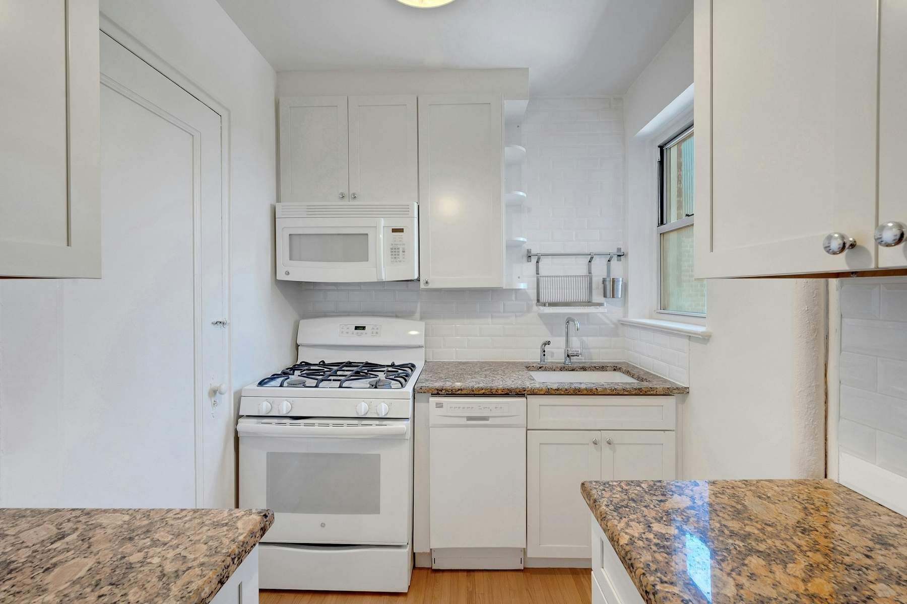 #7 photo, 640 W 231st Street, Spuyten Duyvil , NY 10463