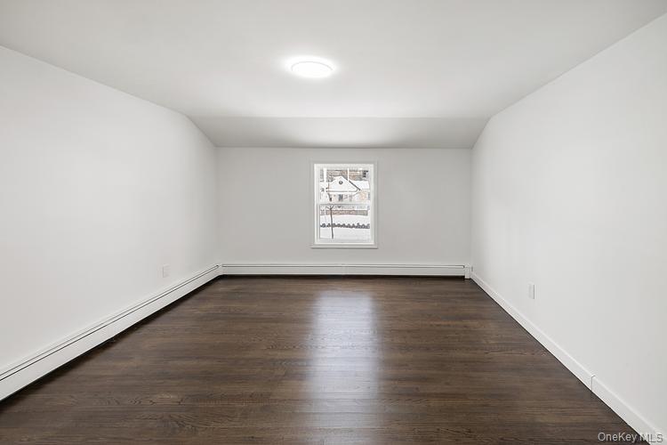 #12 photo, 15 Gardiners Road, Sound Beach , NY 11789