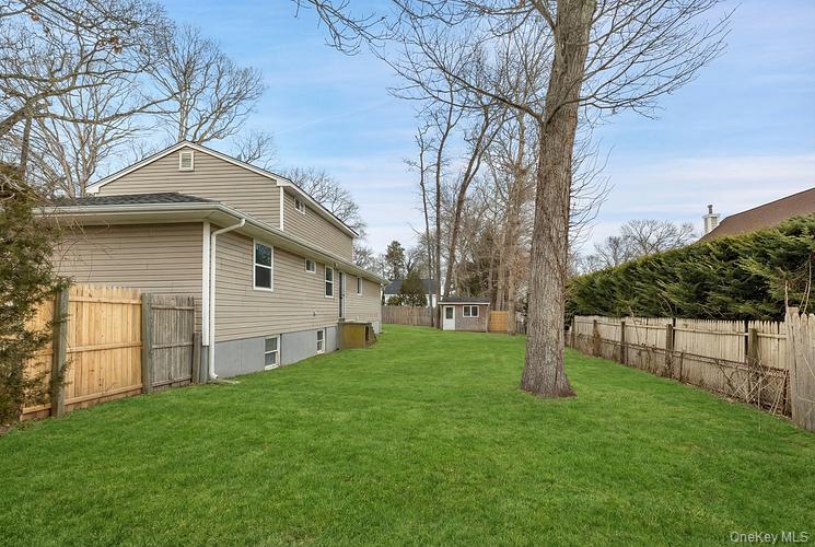 #14 photo, 15 Gardiners Road, Sound Beach , NY 11789