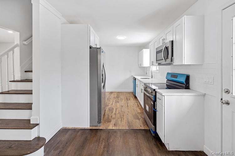 #3 photo, 15 Gardiners Road, Sound Beach , NY 11789