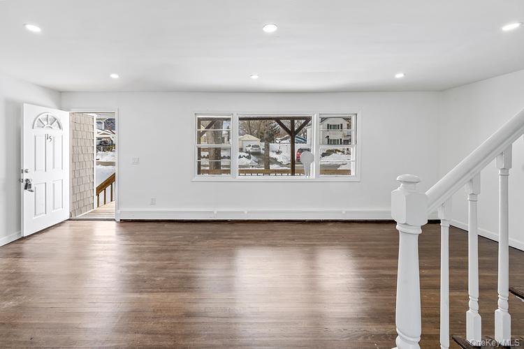 #5 photo, 15 Gardiners Road, Sound Beach , NY 11789