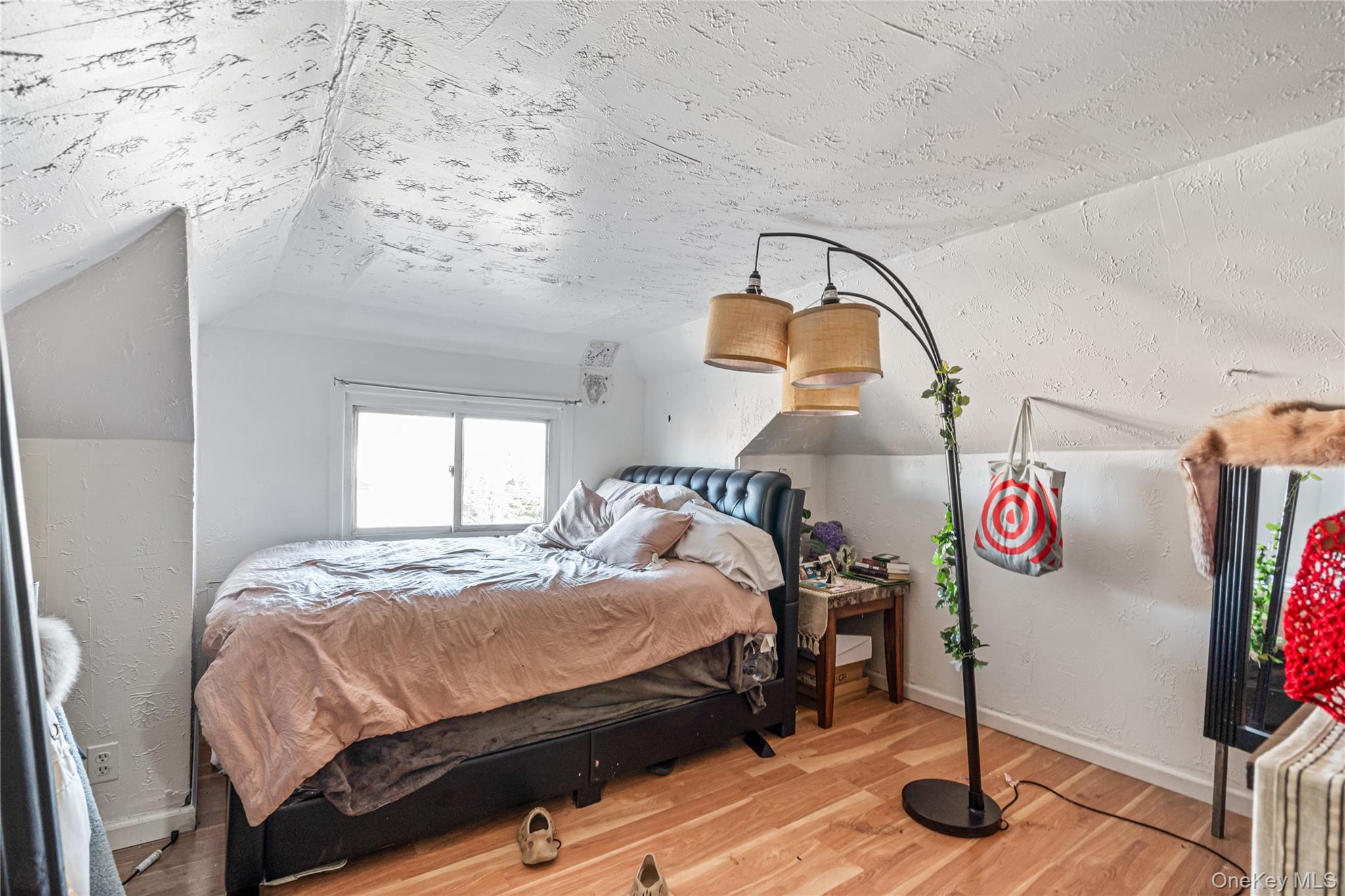 #15 photo, 870 Nassau Road, Uniondale , NY 11553