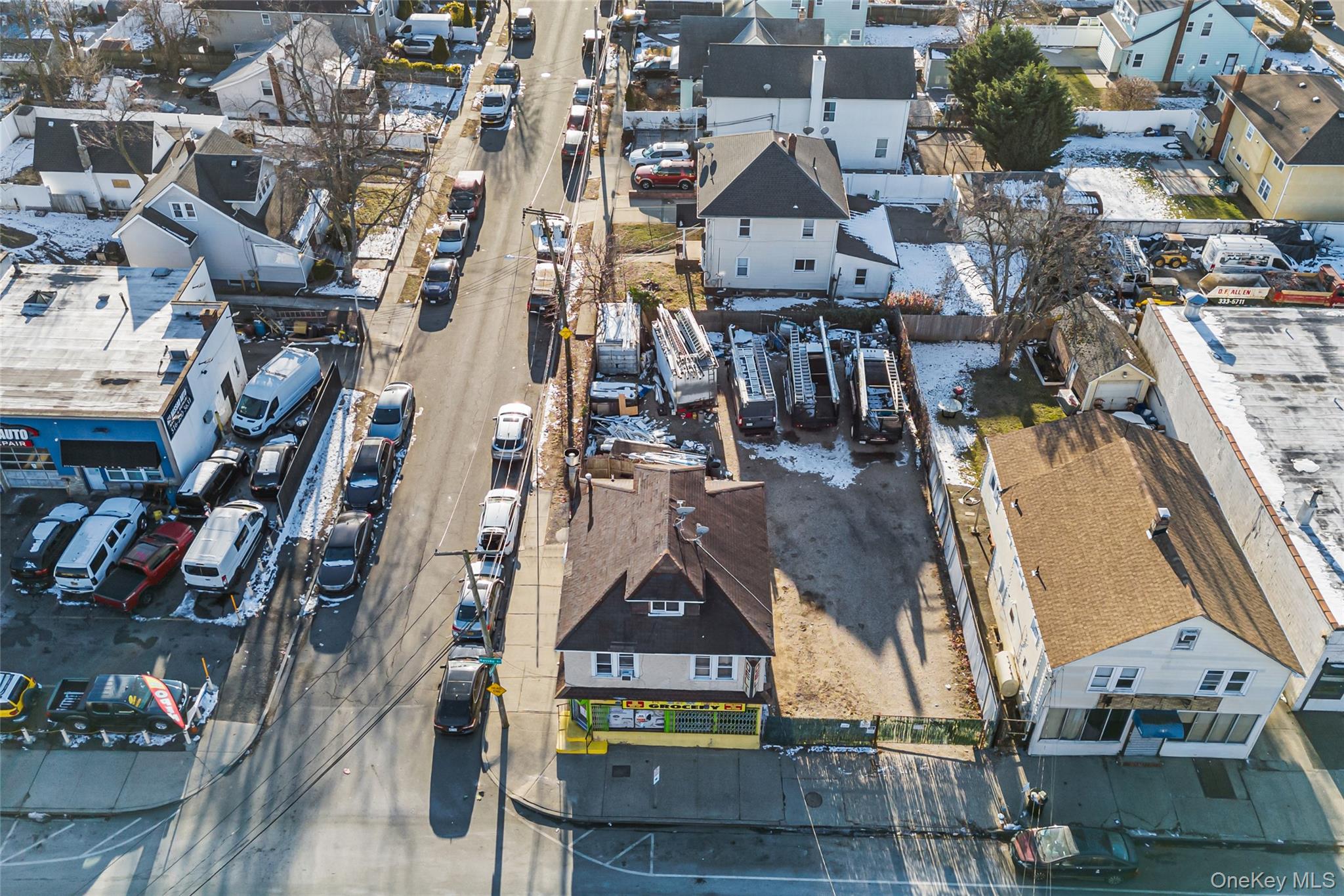 #3 photo, 870 Nassau Road, Uniondale , NY 11553