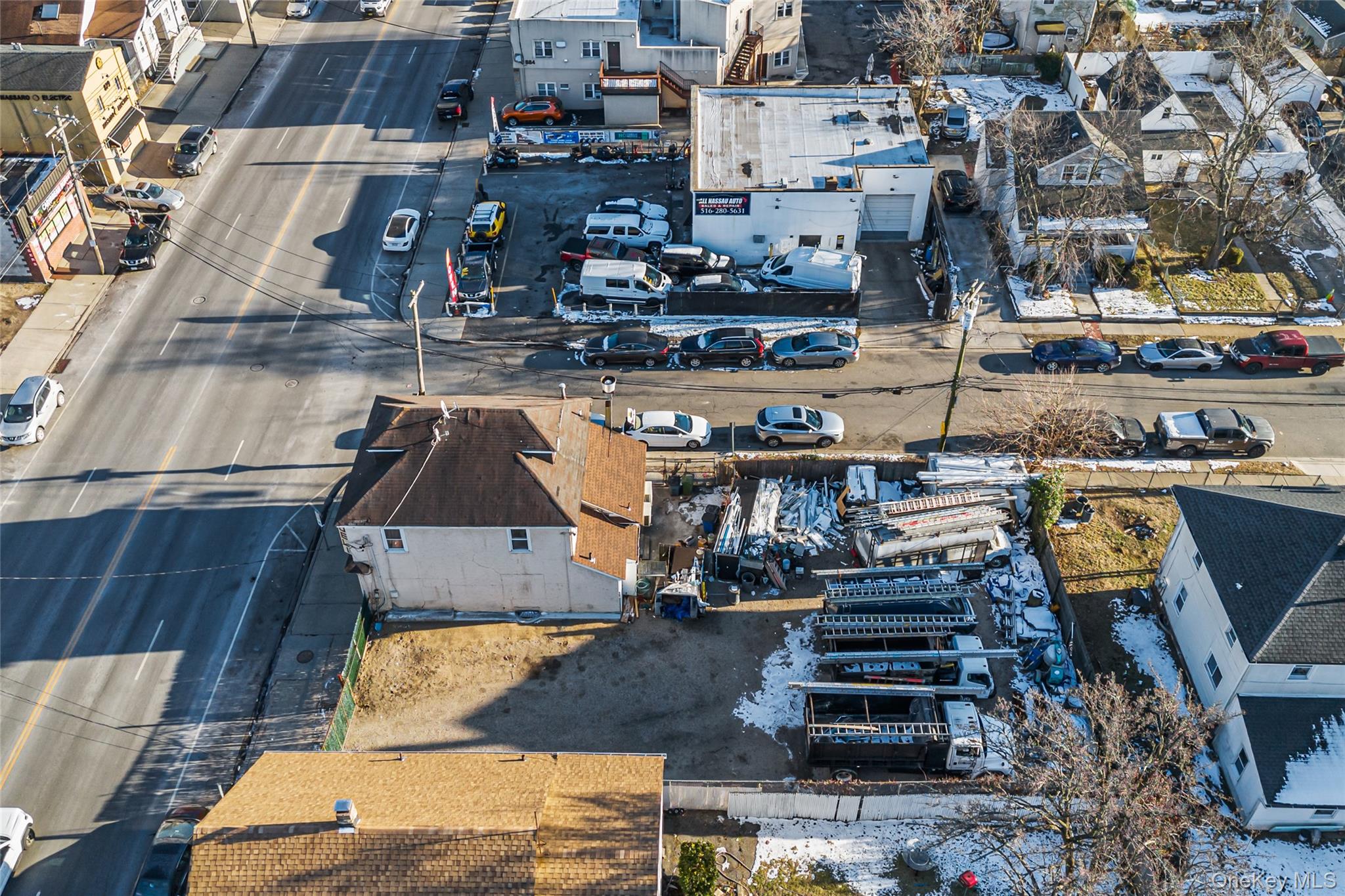 #4 photo, 870 Nassau Road, Uniondale , NY 11553