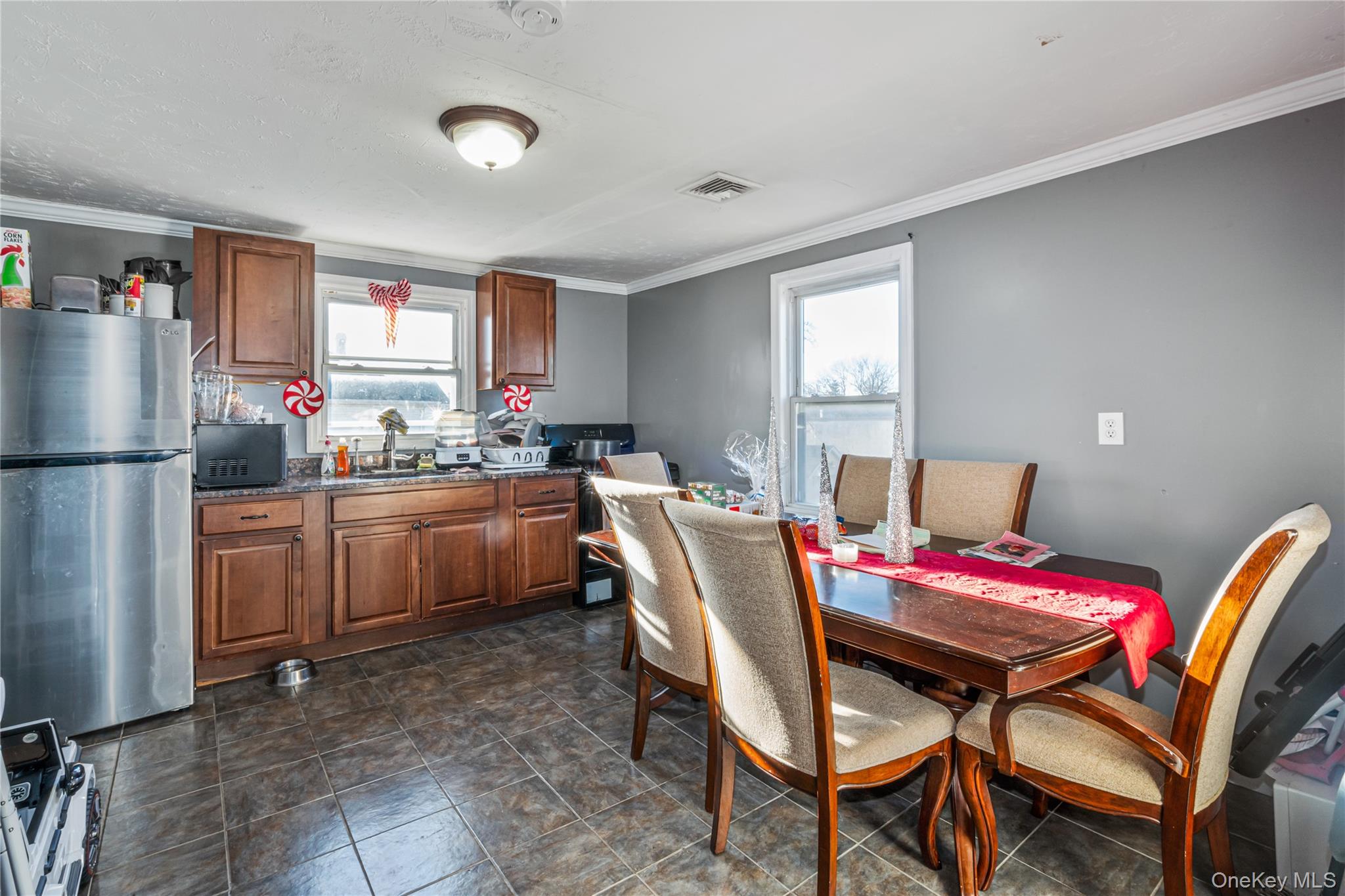 #7 photo, 870 Nassau Road, Uniondale , NY 11553