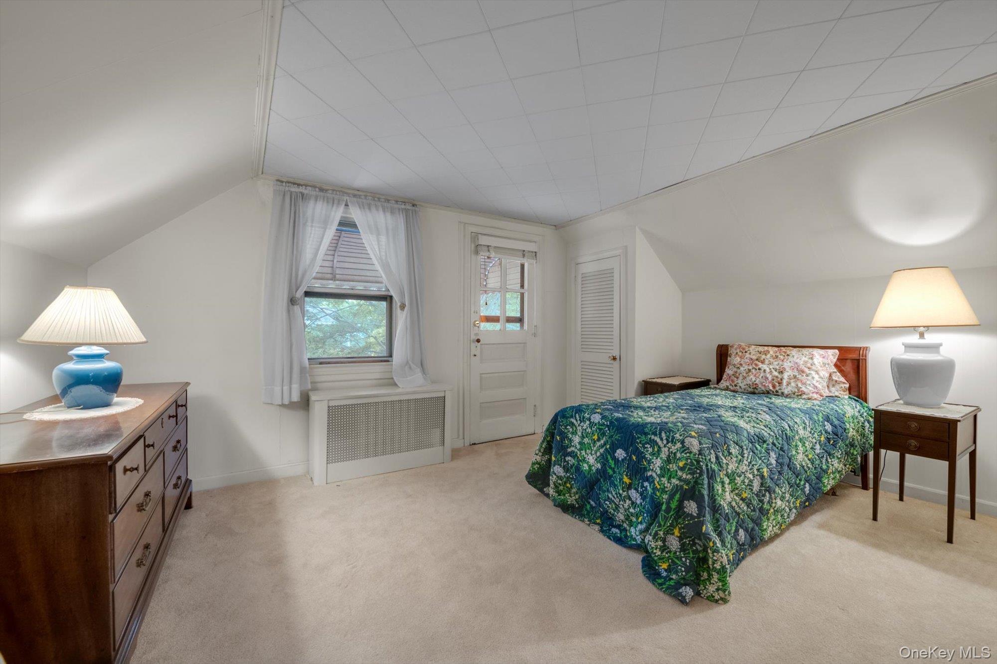 #14 photo, 67 Maple Drive, New Hyde Park , NY 11040