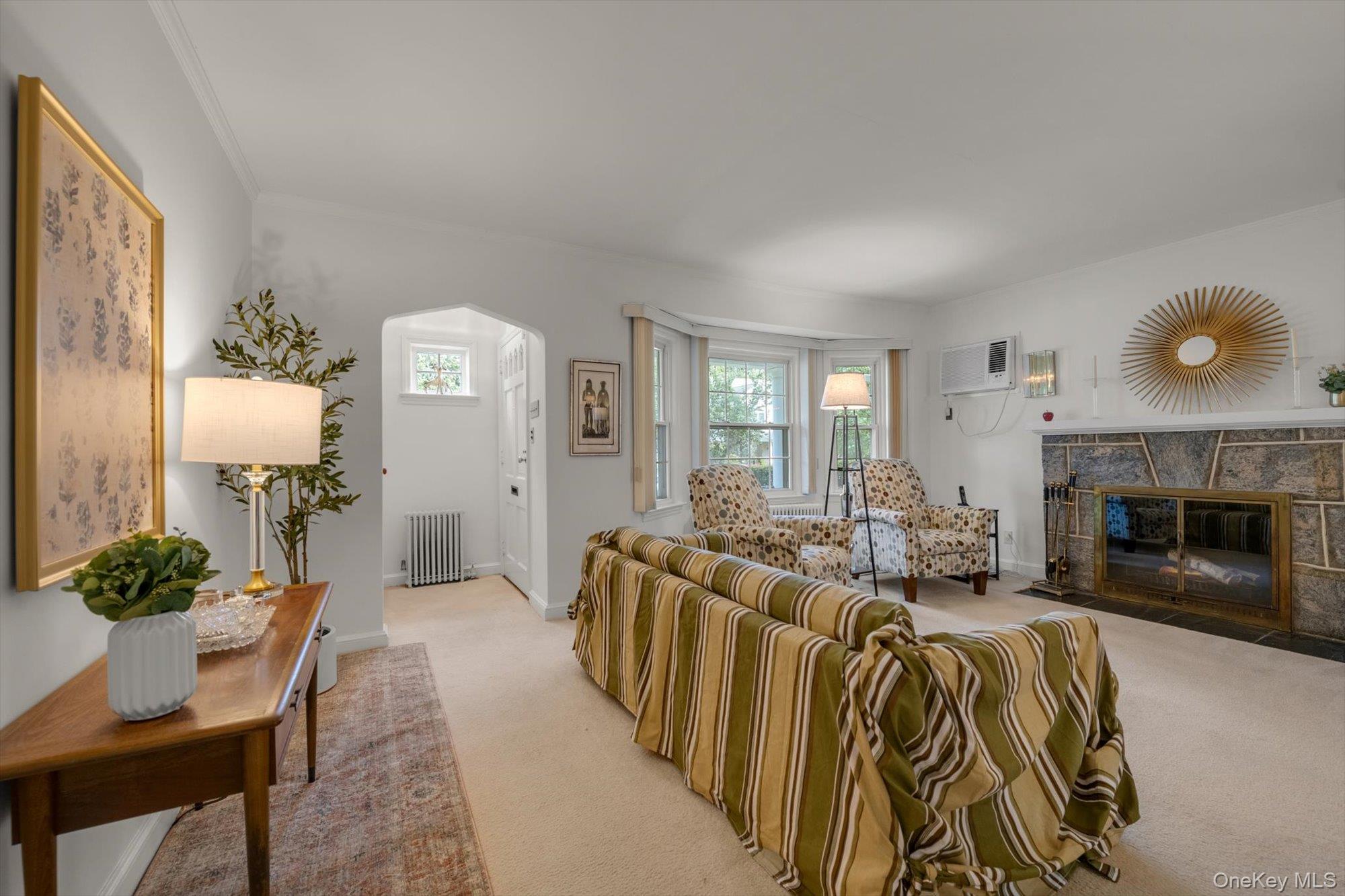 #2 photo, 67 Maple Drive, New Hyde Park , NY 11040