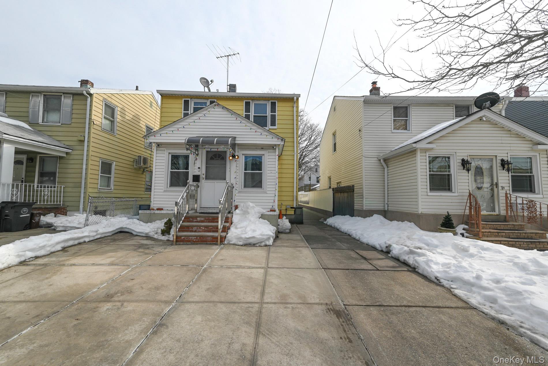 #1 photo, 13337 118th Street, South Ozone Park , NY 11420