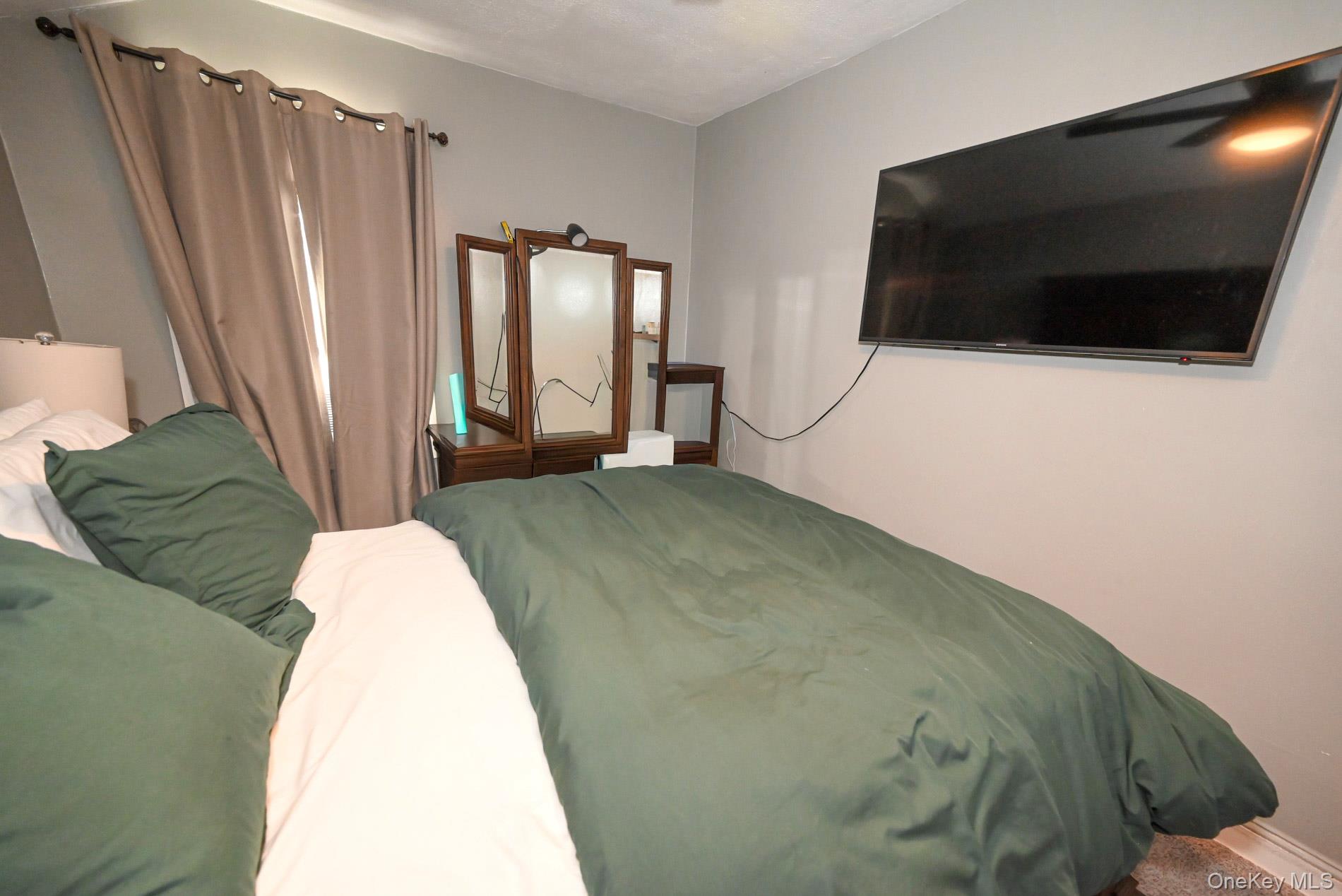 #19 photo, 13337 118th Street, South Ozone Park , NY 11420