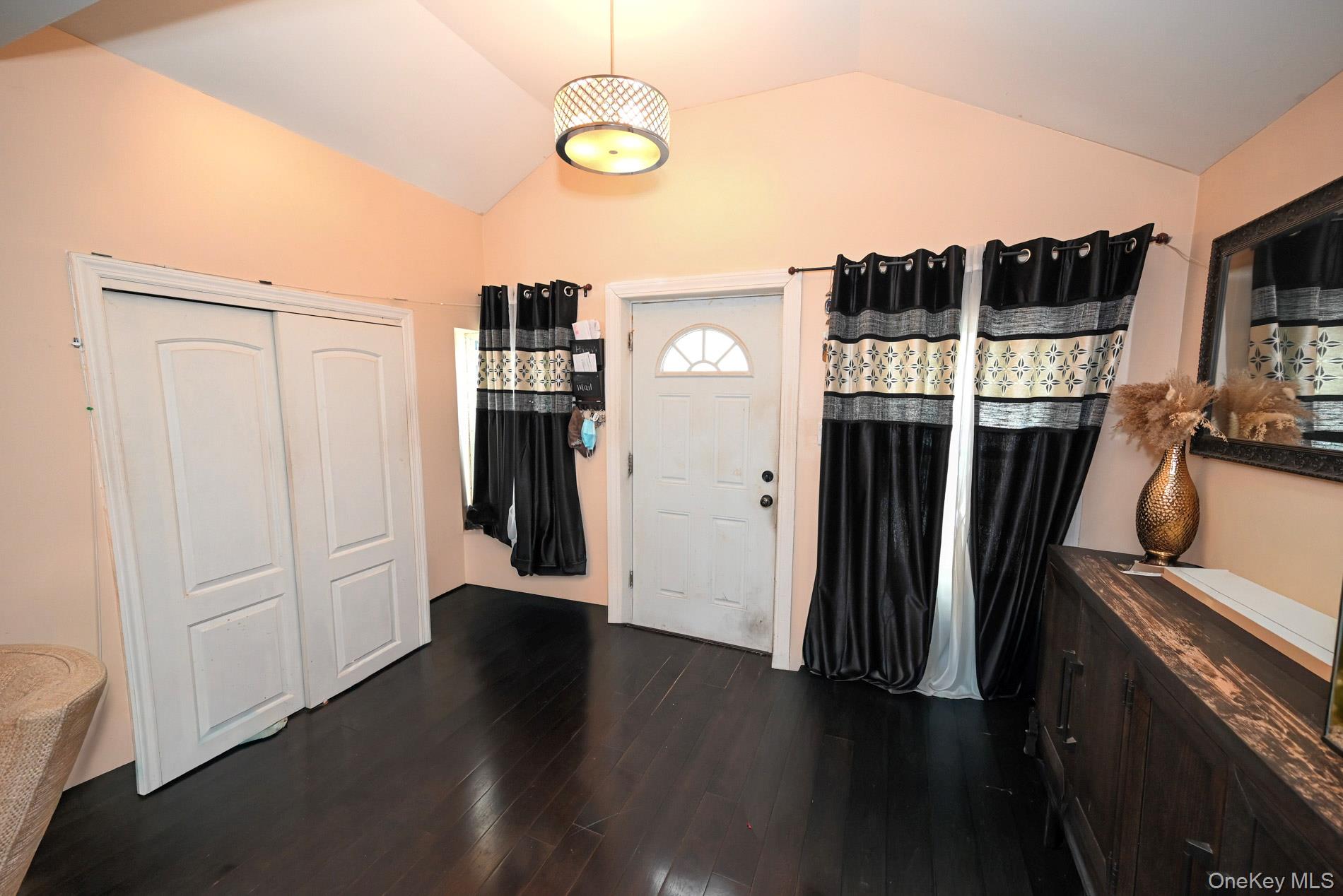 #4 photo, 13337 118th Street, South Ozone Park , NY 11420