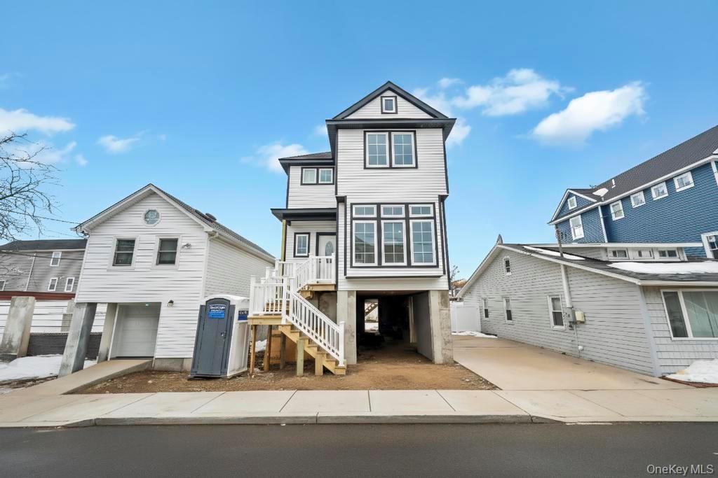 #1 photo, 9 James Street, מחוז נסאו East Rockaway , NY 11518