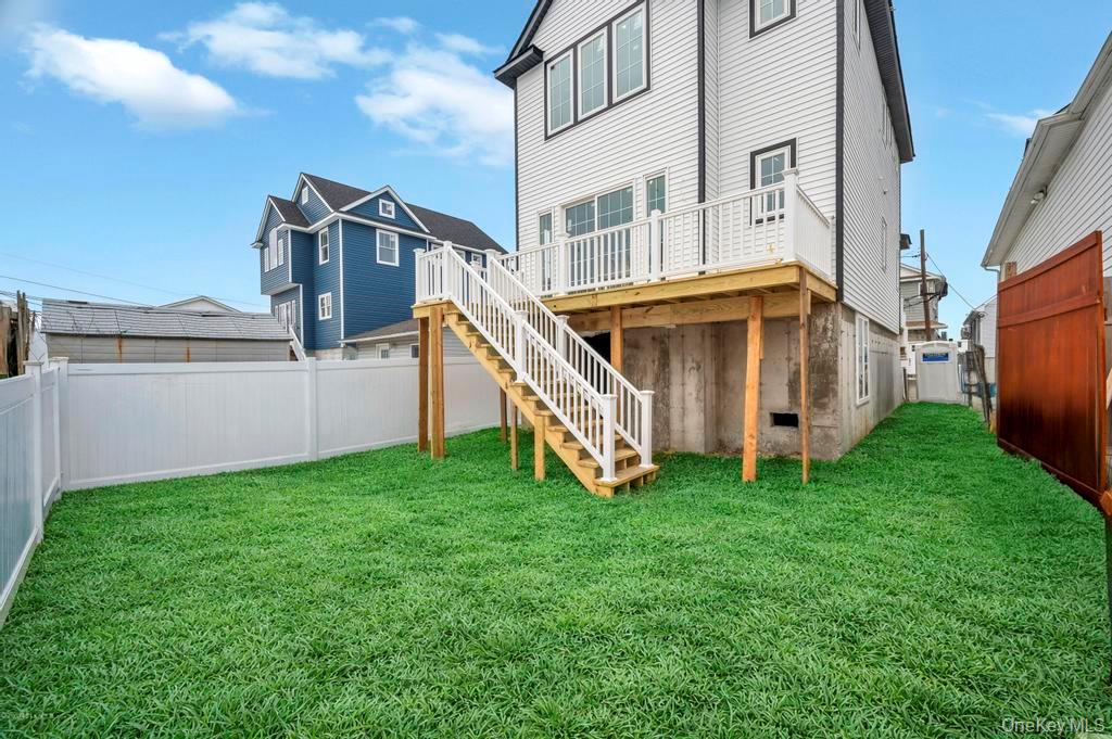 #6 photo, 9 James Street, מחוז נסאו East Rockaway , NY 11518