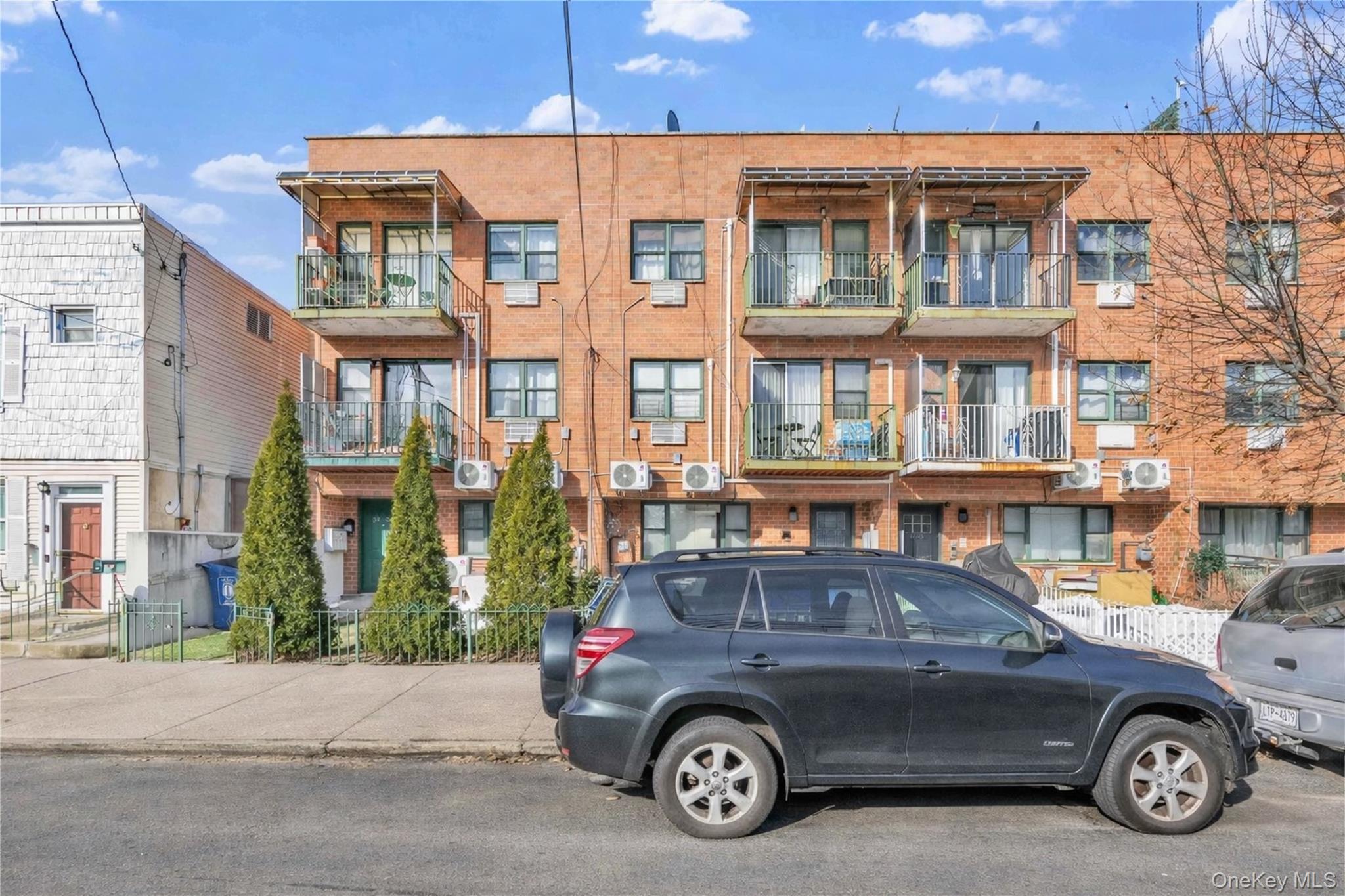 #1 photo, 34-46 10th Street, Astoria , NY 11106