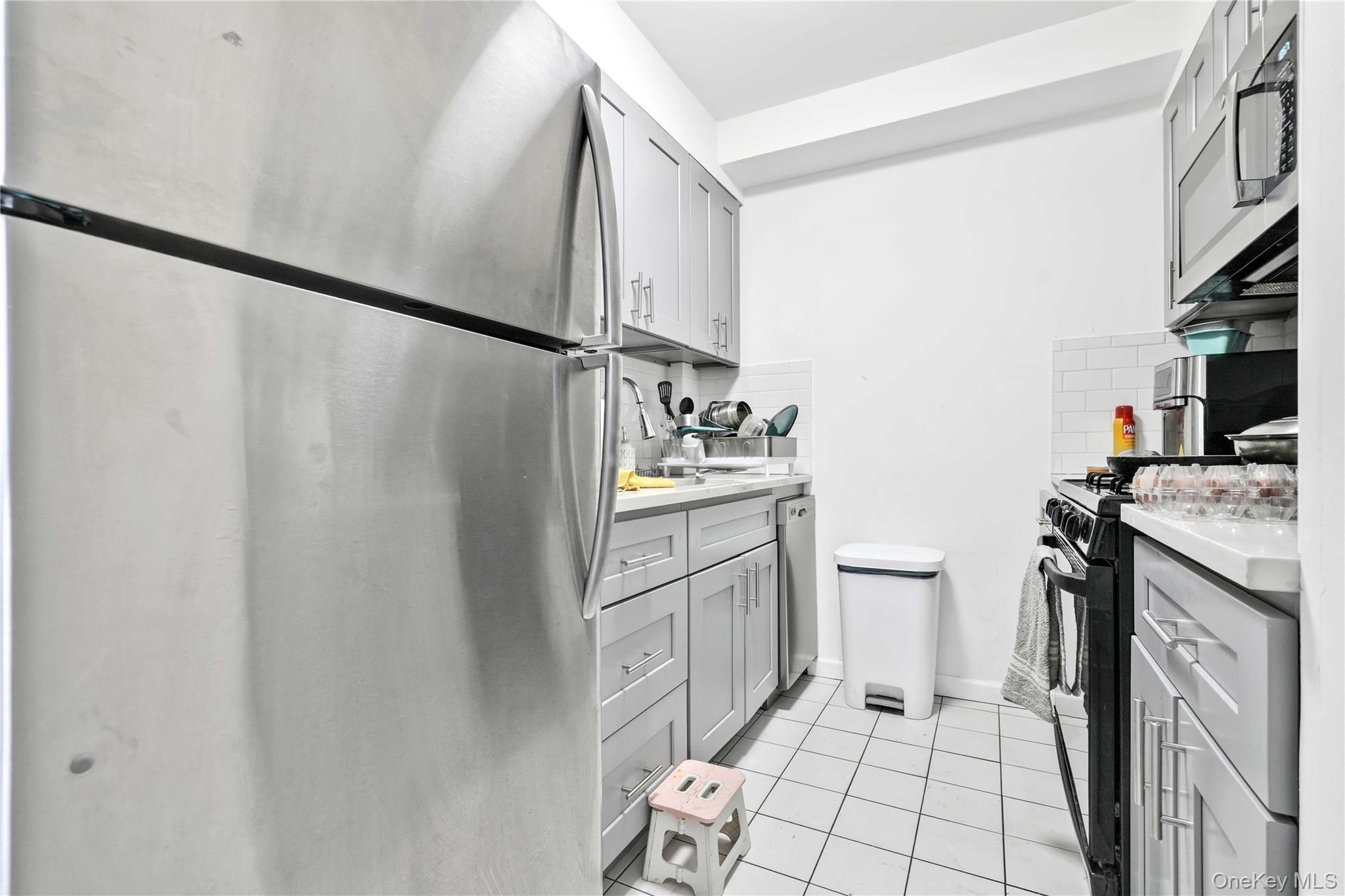 #19 photo, 34-46 10th Street, Astoria , NY 11106