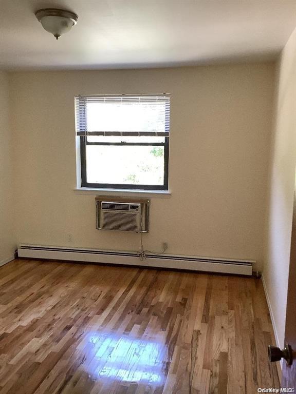 #4 photo, 78-02 153rd Avenue, Howard Beach , NY 11414