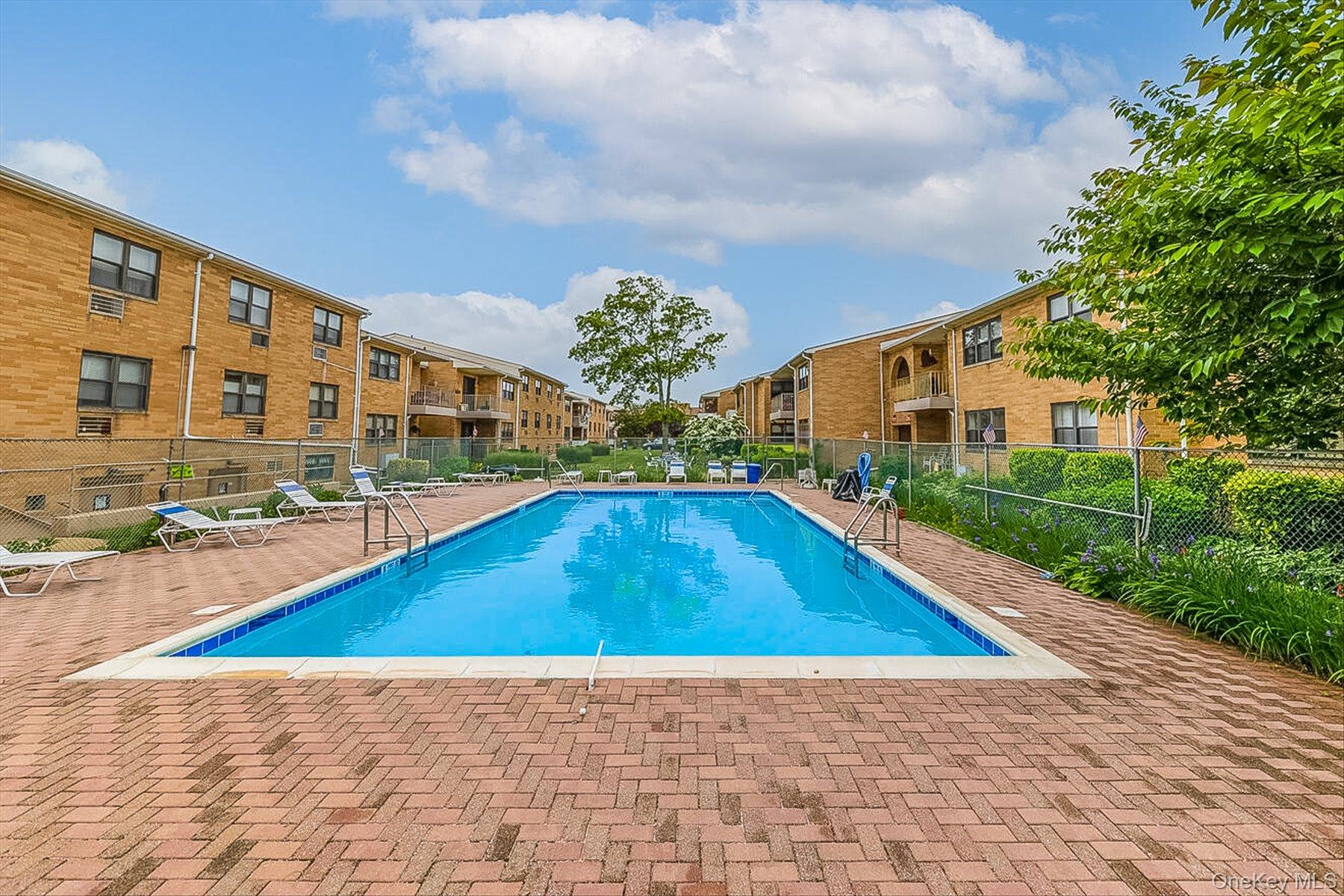 #17 photo, 210 Westend Avenue, Freeport , NY 11520