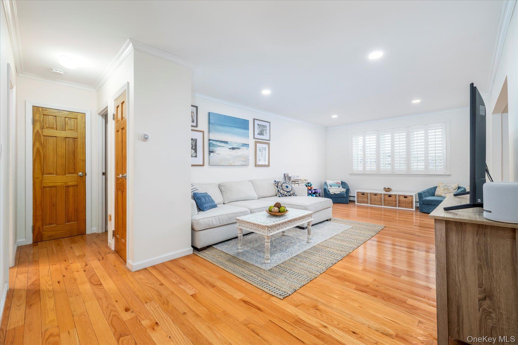 #7 photo, 210 Westend Avenue, Freeport , NY 11520