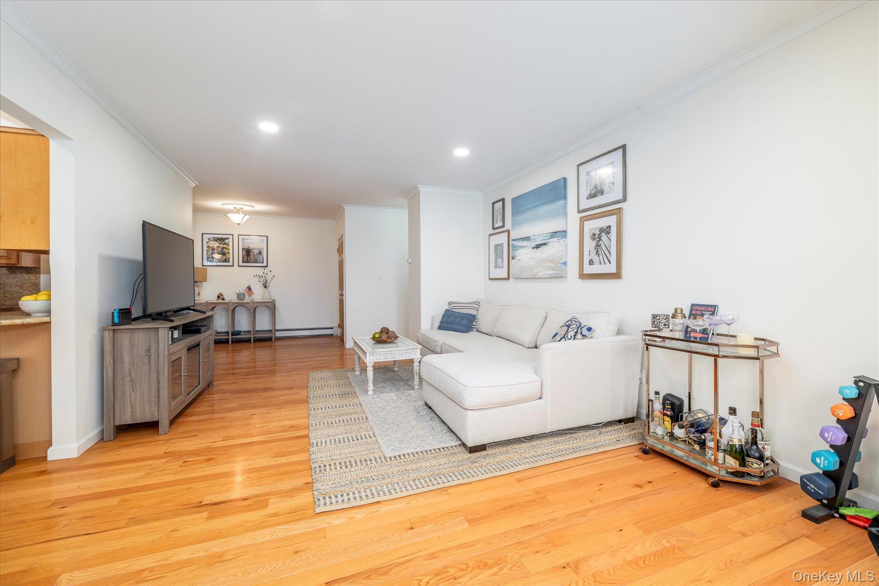 #8 photo, 210 Westend Avenue, Freeport , NY 11520