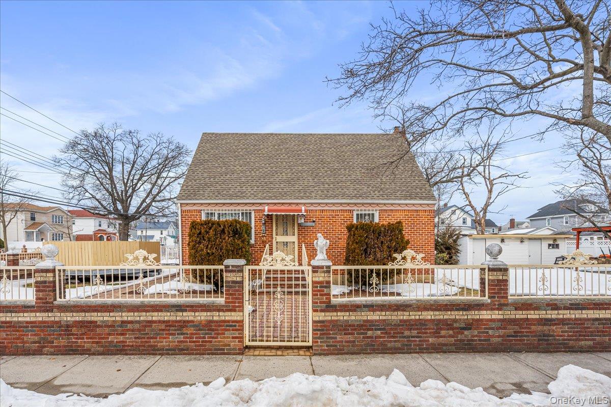 #2 photo, 14146 253rd Street, Rosedale , NY 11422