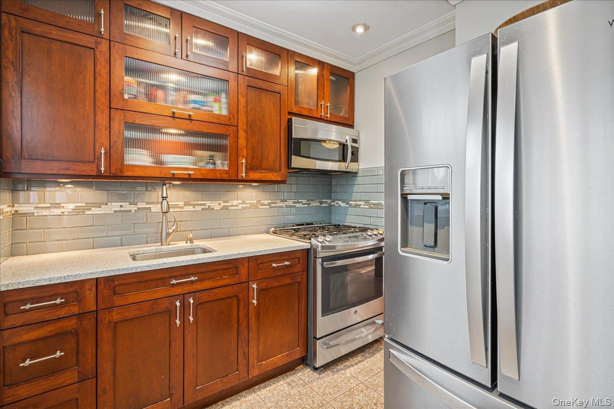 #9 photo, 14146 253rd Street, Rosedale , NY 11422