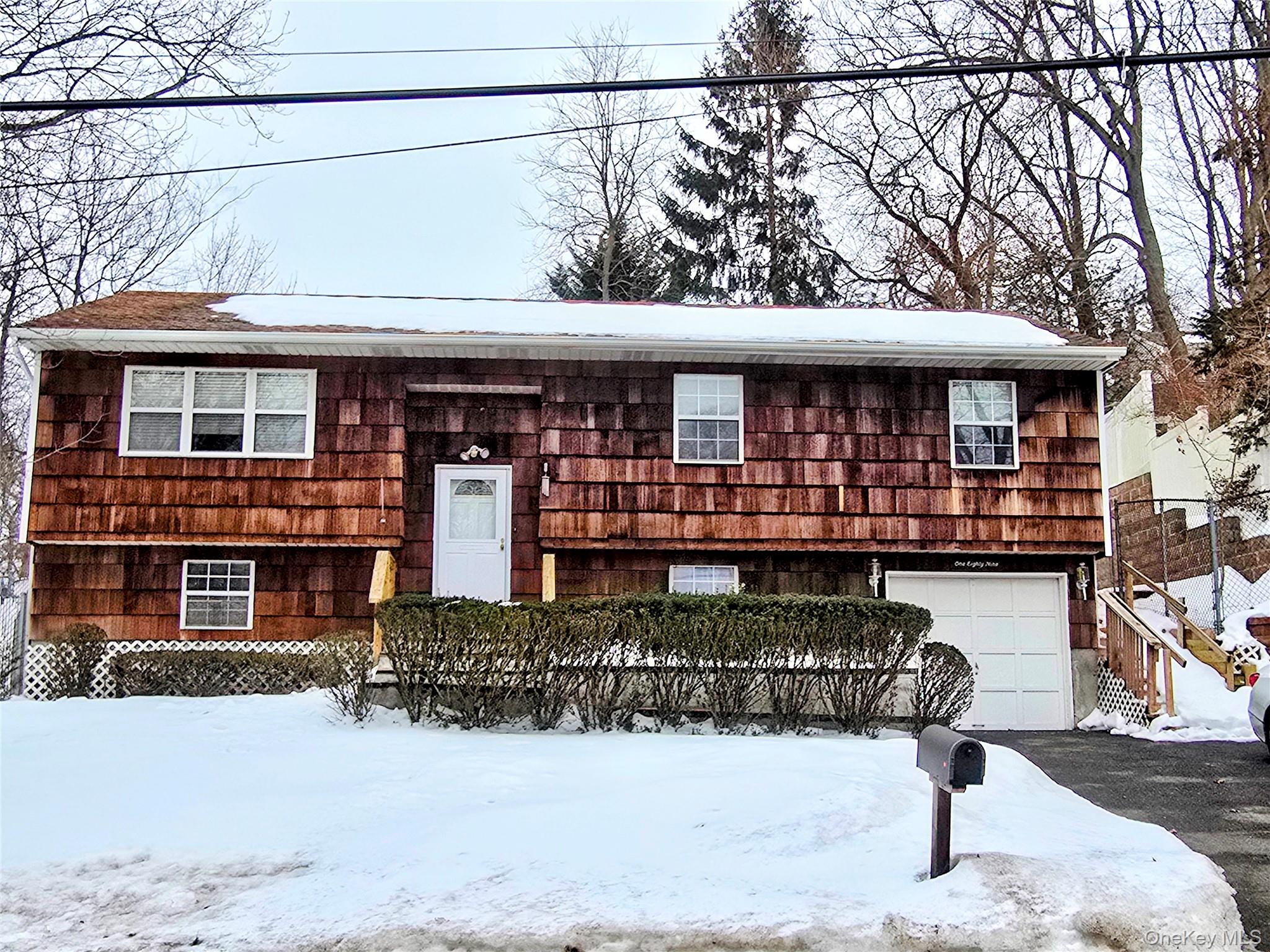 #2 photo, 189 Broadway, Rocky Point , NY 11778