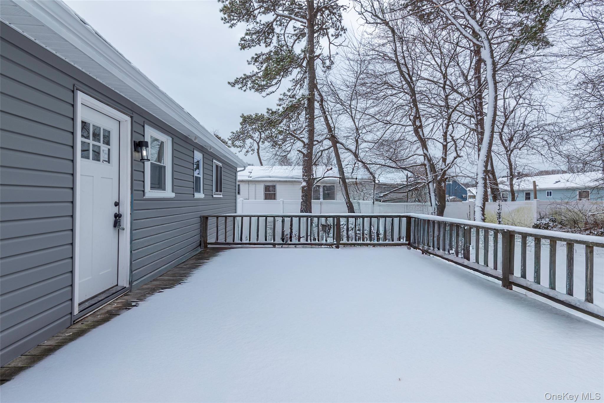 #19 photo, 78 S 23rd St, 东长岛 Wyandanch , NY 11798