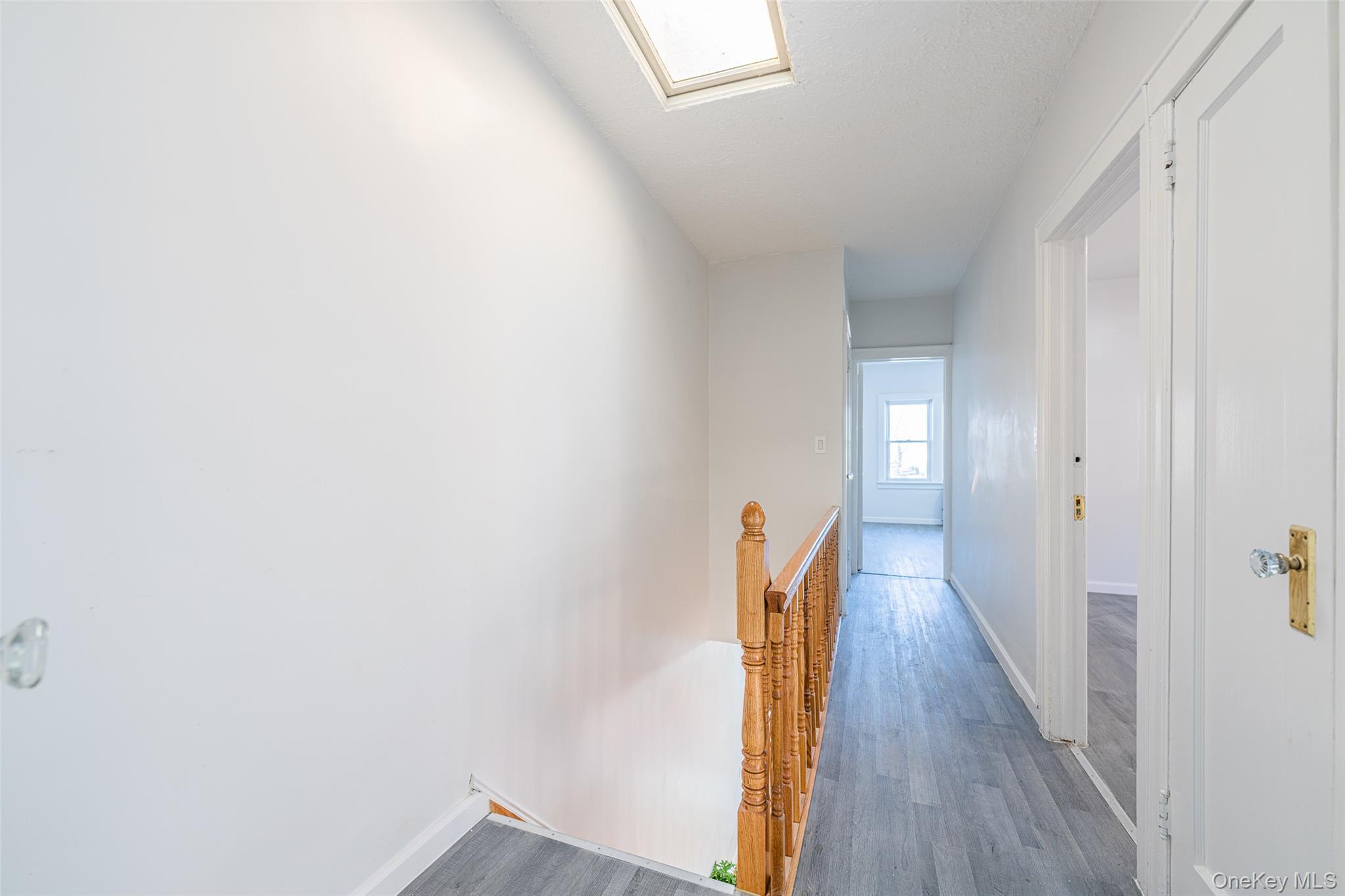 #17 photo, 20612 50th Avenue, קווינס Oakland Gardens , NY 11364