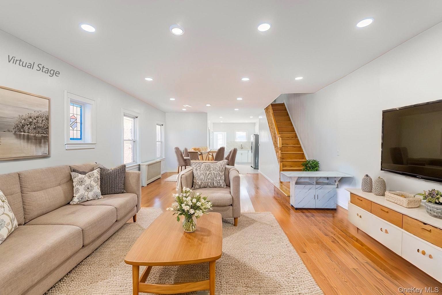 #3 photo, 20612 50th Avenue, קווינס Oakland Gardens , NY 11364