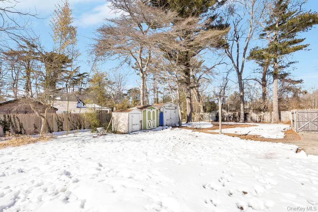 #11 photo, 114 Monroe Drive, सफ़ोक काउंटी Mastic Beach , NY 11951