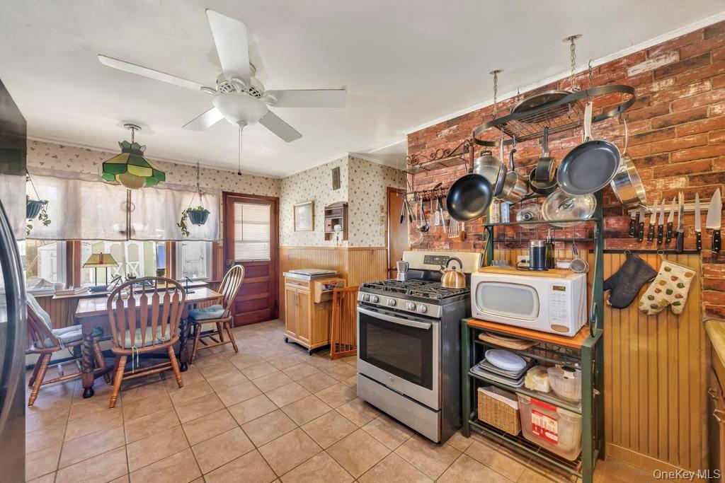 #18 photo, 114 Monroe Drive, सफ़ोक काउंटी Mastic Beach , NY 11951